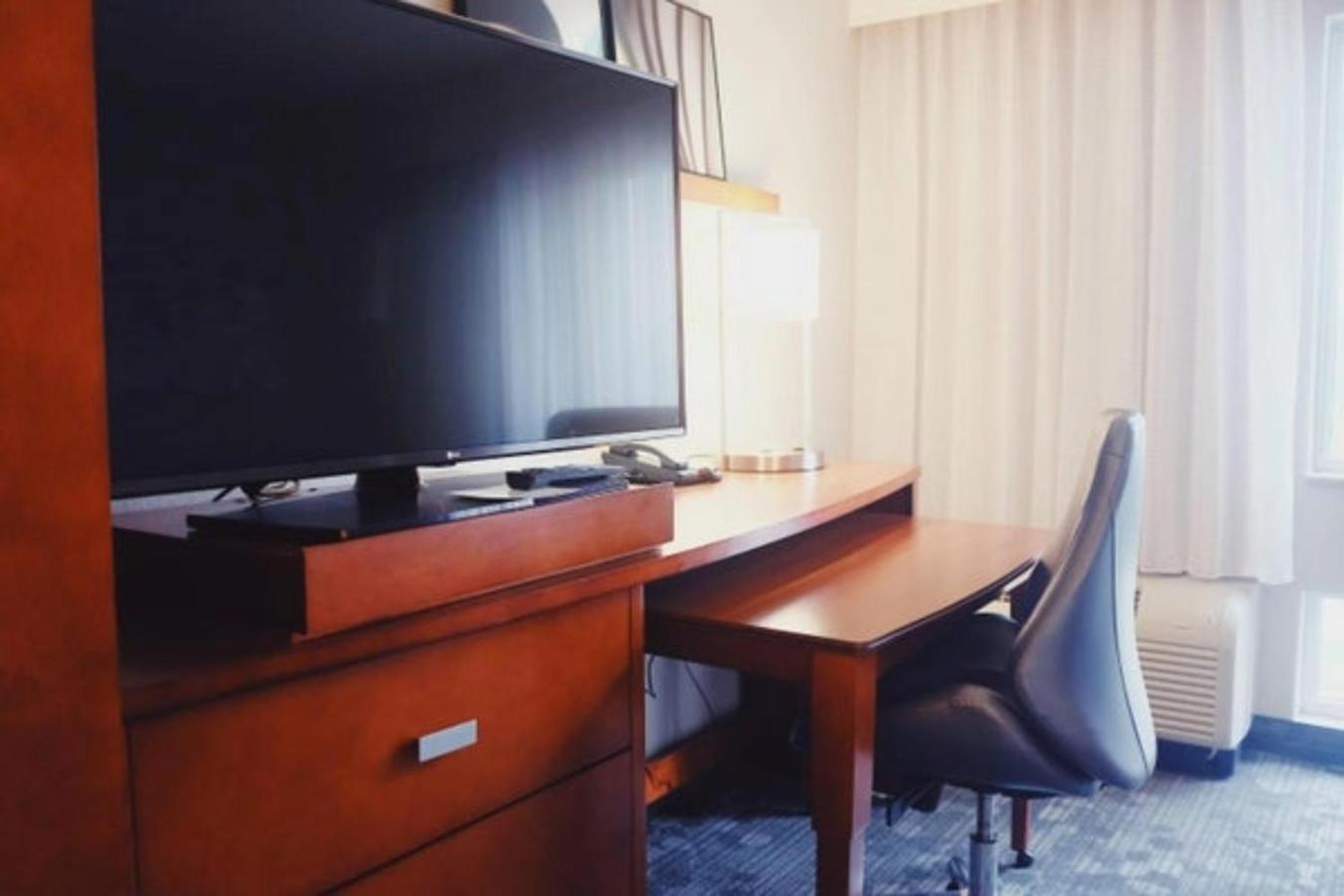 Hotel Courtyard By Marriott