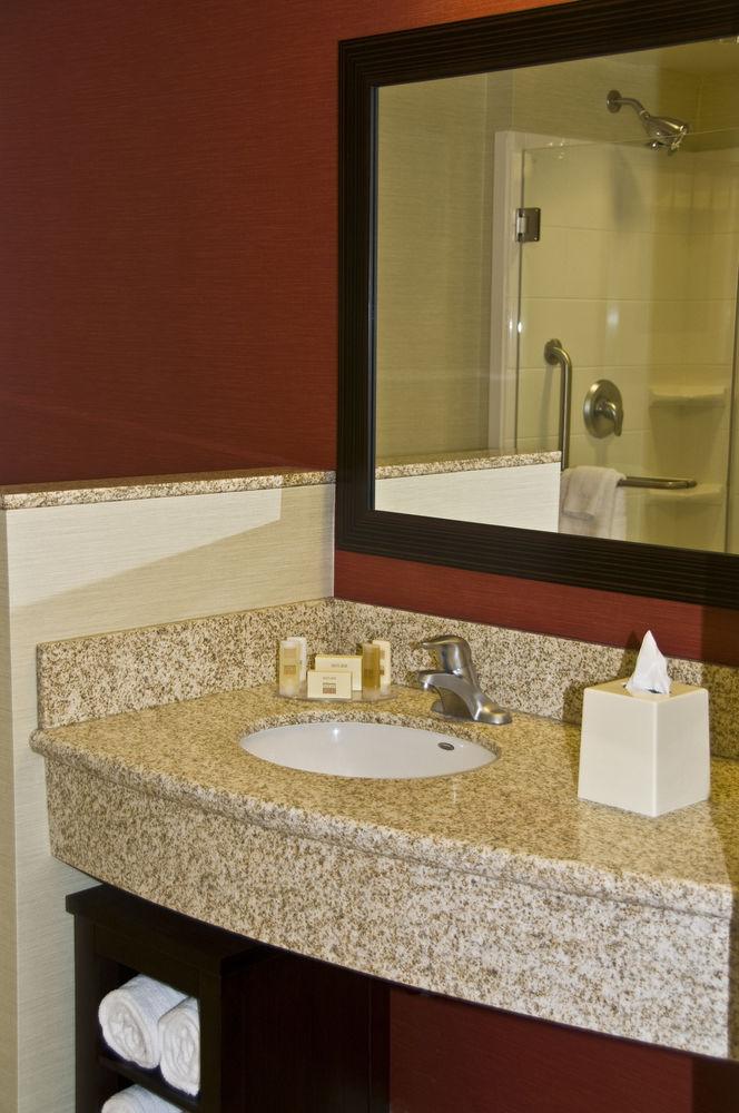 Hotel Courtyard By Marriott 3*